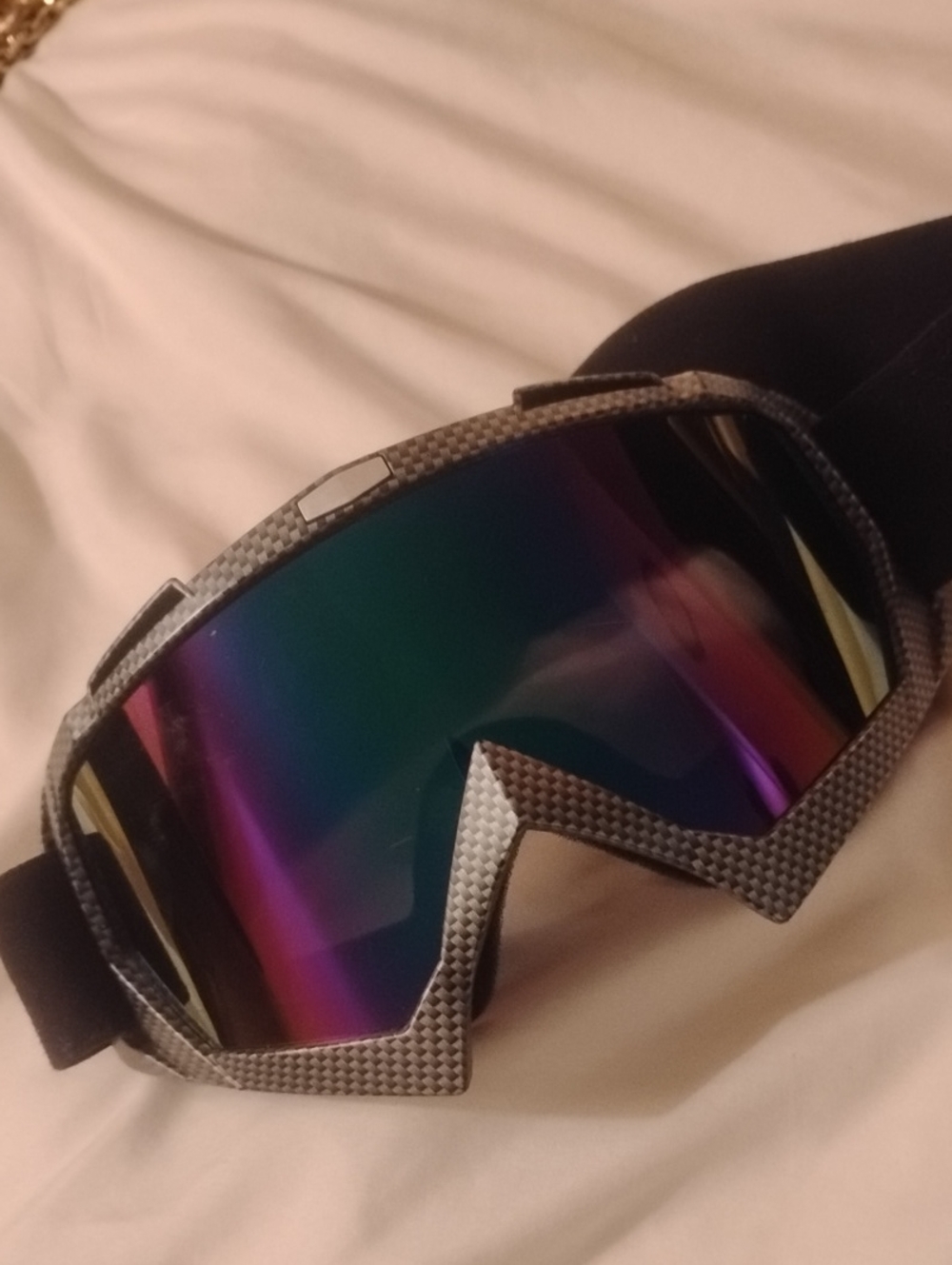 Men's Mirrored Ski/Snowboard Goggles - Black Carbon Frame, Iridescent Lens